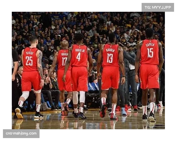 赛季至今七支不同球队登顶 实力均衡折射抱团模式失效